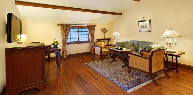 Hotel The Oberoi Cecil Shimla Zewnętrze zdjęcie