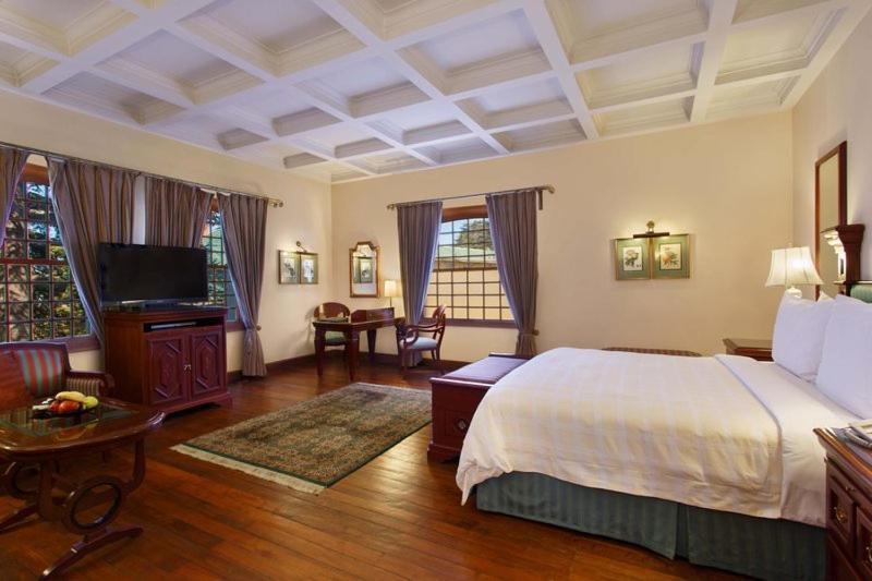 Hotel The Oberoi Cecil Shimla Zewnętrze zdjęcie